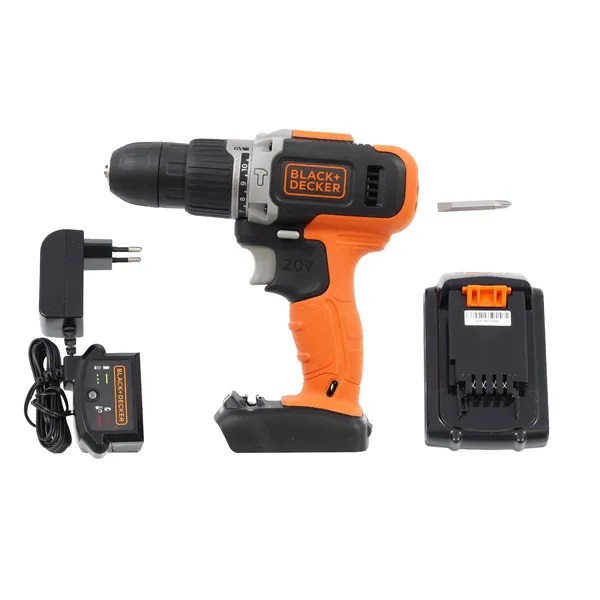 Parafusadeira e Furadeira Black+Decker 20V BCD704C1